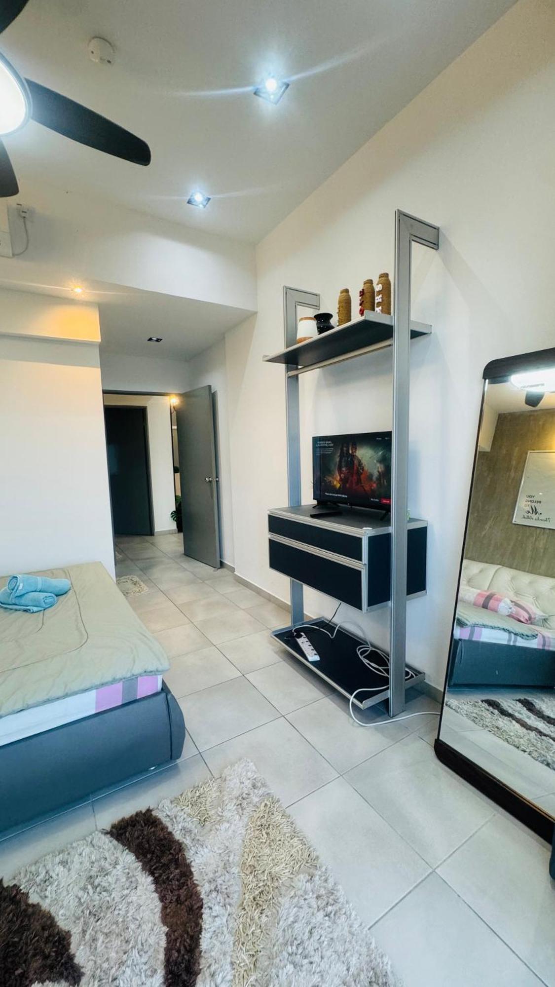 Orang Utan Guest House Monthly Sandakan Buitenkant foto